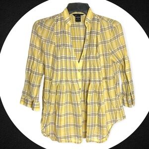 Moda International Gold, Gray, White Plaid Shirt w Gold Metallic Threading Wm S